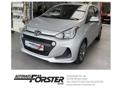 Gebraucht Hyundai i10 Trend 87 PS (63 kW) 2018 Grau Kleinwagen