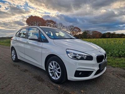 Gebraucht BMW 216 Active Tourer 116 PS (85 kW) 2017 Weiß Van / Kleinbus