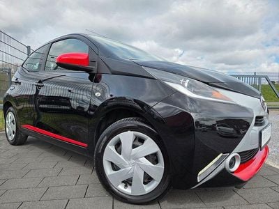 Gebraucht Toyota Aygo 69 PS (50 kW) 2017 Black mica (metallic) Kleinwagen