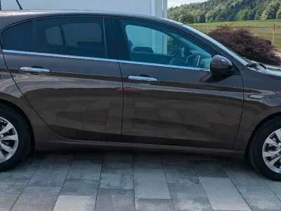 Gebraucht Fiat Tipo 120 PS (88 kW) 2019 Braun Limousine