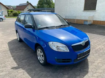 Gebraucht Skoda Fabia 60 PS (44 kW) 2009 Blau Kombi