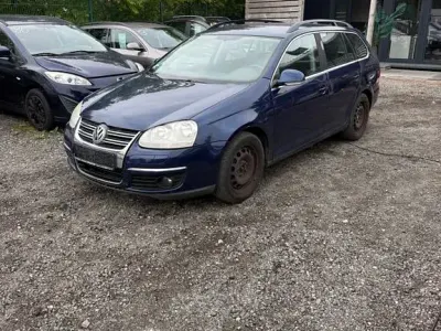Gebraucht VW Golf V Comfortline 105 PS (77 kW) 2008 Blau Kombi