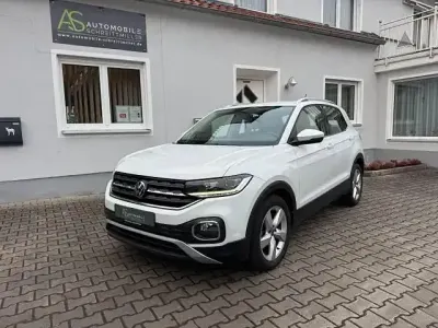 Używany VW T-Cross Style 110 KM (80 kW) 2021 Biały SUV