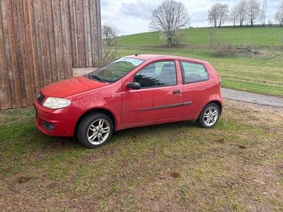 Brugt Fiat Punto 60 HK (44 kW) 2004 Rød Hatchback