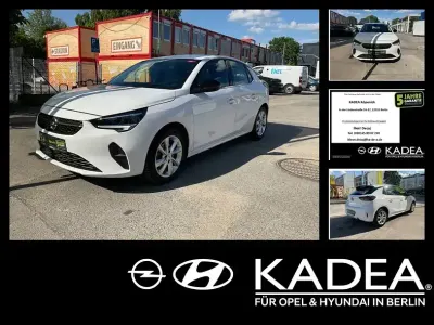 Gebraucht Opel Corsa Elegance 96 PS (70 kW) 2023 Jade weiss/arktis weiss (metallic) Kleinwagen