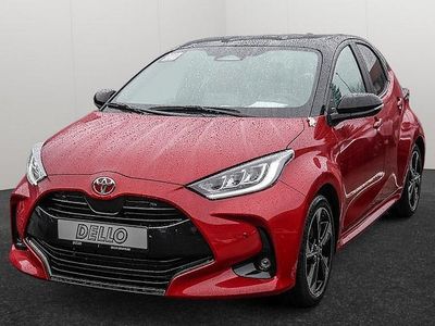 Rot Neu 2025 Toyota Yaris Hybrid Plus Limousine | 28.590 € (Fairer Preis)
