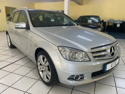 Gebraucht Mercedes C220 Avantgarde 170 PS (125 kW) 2010 Iridiumsilber  metalliclack Kombi