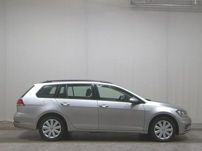 Tungsten silver metallic Gebraucht 2017 VW Golf VII Trendline Limousine | 7.790 € (Guter Preis)