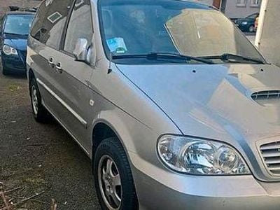 Gebraucht Kia Carnival 144 PS (105 kW) 2003 Silber Van / Kleinbus
