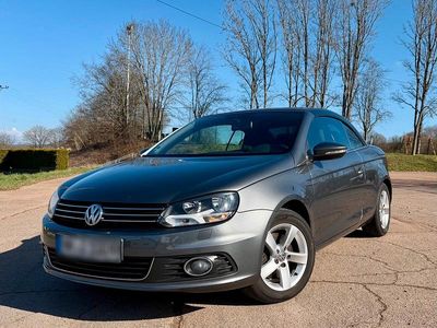 Gebraucht VW Eos 140 PS (102 kW) 2011 Grau Cabrio