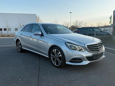 Second-hand Mercedes E250 204 CP (150 kW) 2013 Argintiu Berlinǎ