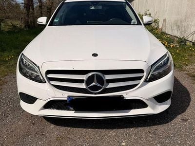 Second-hand Mercedes C220 194 CP (142 kW) 2020 Alb Berlinǎ
