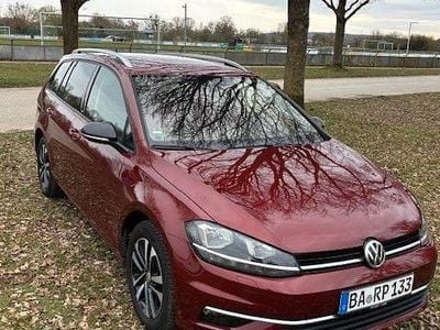Gebraucht VW Golf VII Highline 150 PS (110 kW) 2019 Rot Kombi
