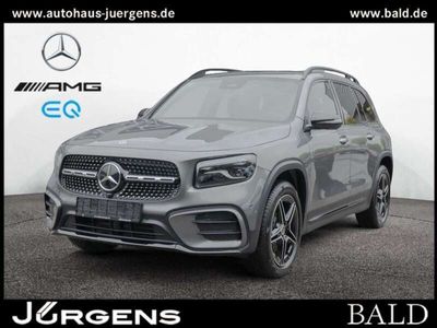 Mercedes GLB220