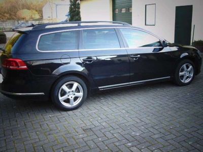 gebraucht VW Passat Passat VariantVariant 2.0 TDI Navi Tempomat SHzg