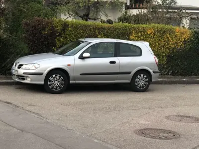 Gebraucht Nissan Almera Comfort 114 PS (83 kW) 2002 Silber Limousine
