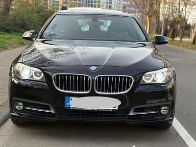Gebraucht BMW 530 258 PS (189 kW) 2015 Schwarz Kombi