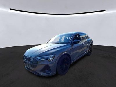 Usata Audi e-tron Black Edition 300 kW (408 CV) 2023 Grigio SUV