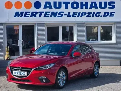 Second-hand Mazda 3 Center-Line 150 CP (110 kW) 2015 Roșu Berlinǎ