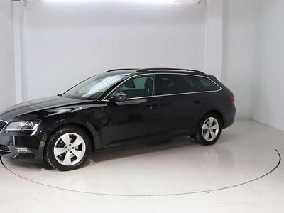 Gebraucht Skoda Superb 190 PS (139 kW) 2016 Schwarz Kombi