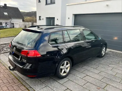Second-hand VW Golf VII Cup 150 CP (110 kW) 2014 Negru Break