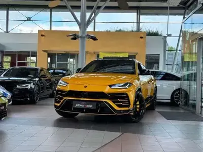 Second-hand Lamborghini Urus 650 CP (478 kW) 2022 Negru SUV