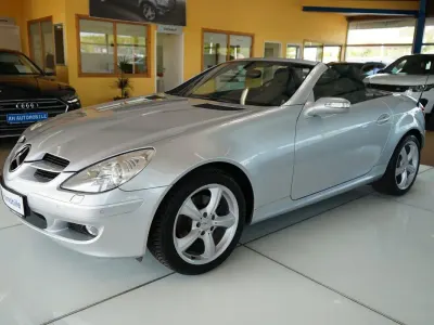Gebraucht Mercedes SLK280 231 PS (169 kW) 2007 Silber Cabrio