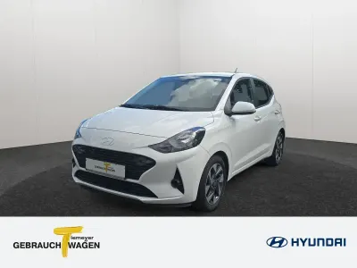 Gebraucht Hyundai i10 Trend 79 PS (58 kW) 2025 Atlas white Kleinwagen