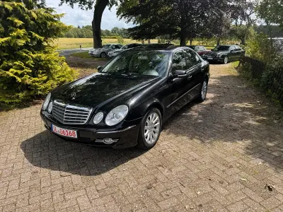 Gebraucht Mercedes E320 Avantgarde 224 PS (164 kW) 2009 Schwarz Limousine