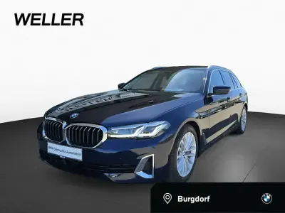 Usata BMW 530 Comfort Edition 286 CV (210 kW) 2021 Blu Station wagon