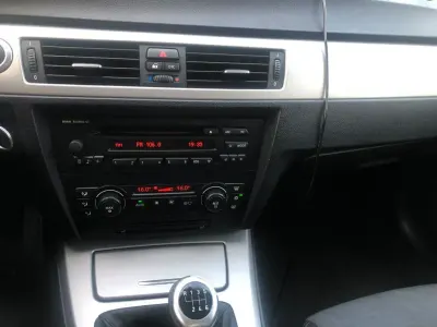 Gebraucht BMW 318 129 PS (94 kW) 2006 Silber Limousine