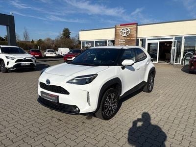 Gebraucht Toyota Yaris Cross Team 116 PS (85 kW) 2022 Weiß SUV