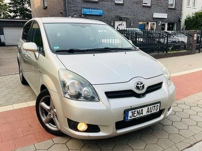Gebraucht Toyota Corolla Verso 177 PS (130 kW) 2008 Silber Van / Kleinbus
