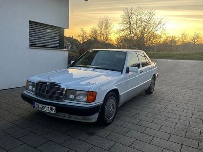 Weiß Gebraucht 1993 Mercedes 190 Limousine | 14.500 €