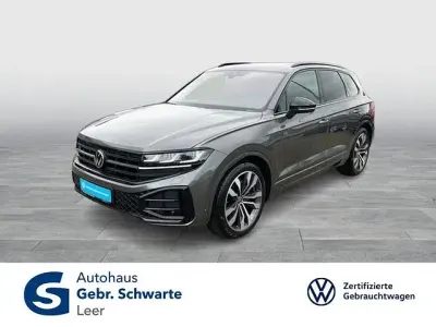 Gebraucht VW Touareg R-line 286 PS (210 kW) 2025 Grau SUV