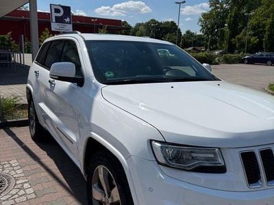 Second-hand Jeep Grand Cherokee Overland 250 CP (183 kW) 2015 Alb SUV