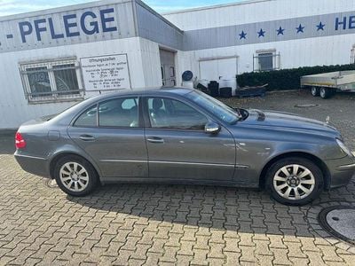 Mercedes E220