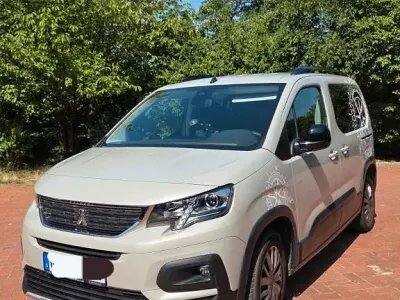 Gebraucht Peugeot Rifter Allure 131 PS (96 kW) 2022 Grau Van / Kleinbus