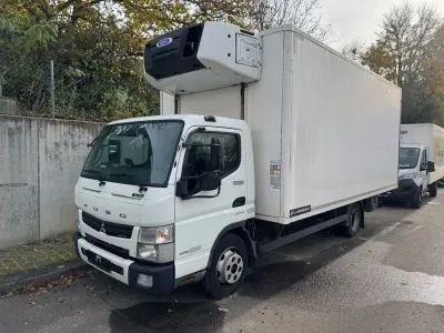 Gebraucht Mitsubishi Canter 175 PS (128 kW) 2015 Weiß
