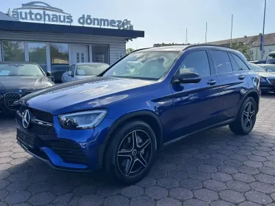 Gebraucht Mercedes GLC300 AMG line 272 PS (200 kW) 2020 Blau SUV
