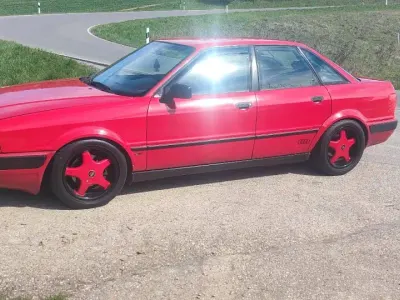 Używany Audi 80 133 KM (97 kW) 1992 Czerwony Sedan/Limuzyna