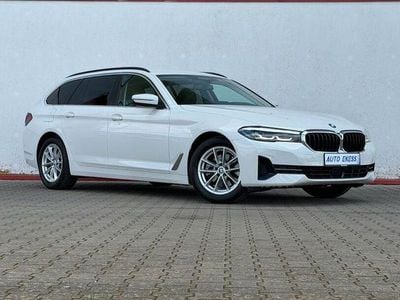 Gebraucht BMW 520 190 PS (139 kW) 2023 Weiß Kombi