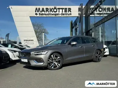 Usata Volvo V60 Core 398 CV (292 kW) 2022 Nero Station wagon