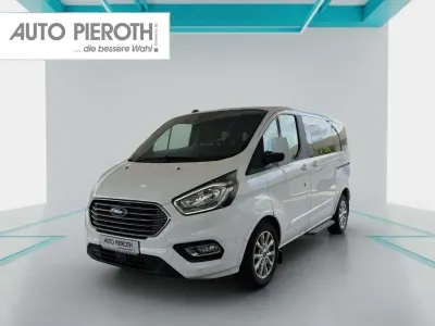 Gebraucht Ford Tourneo Custom Titanium 150 PS (110 kW) 2023 Frozen white Van