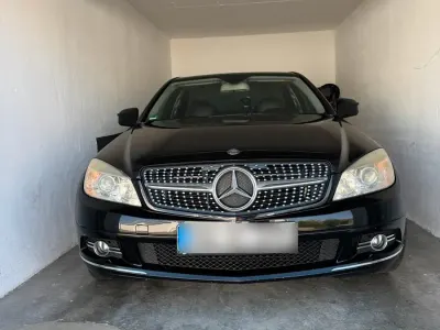 Gebraucht Mercedes C220 Avantgarde 170 PS (125 kW) 2007 Schwarz Limousine