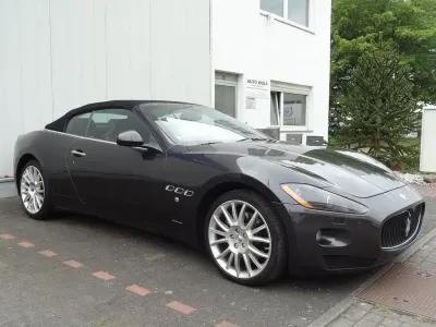 Gebraucht Maserati GranCabrio 439 PS (322 kW) 2010 Grau Cabrio