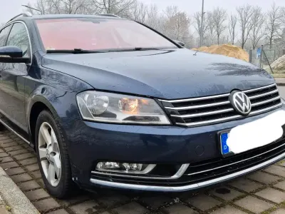 Gebraucht VW Passat 211 PS (155 kW) 2012 Blau Kombi