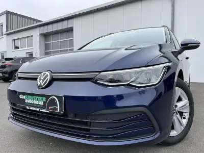 Gebraucht VW Golf VII Life 116 PS (85 kW) 2021 Blau Kleinwagen