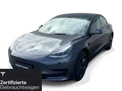Usata Tesla Model 3 RWD 205 kW (279 CV) 2022 Argento Berlina