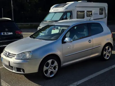 Gebraucht VW Golf VI Edition 80 PS (58 kW) 2008 Silber Kleinwagen